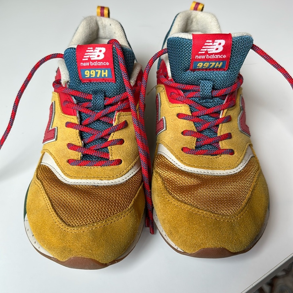 New Balance 997H Varsity Gold, multi, boys sneakers, size 6 - fit women, 7.5